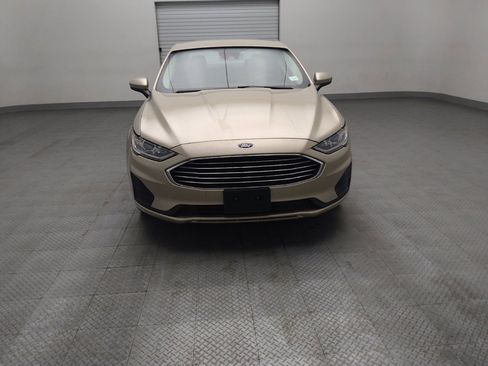 Used 2019 Ford Fusion SE FWD image 14