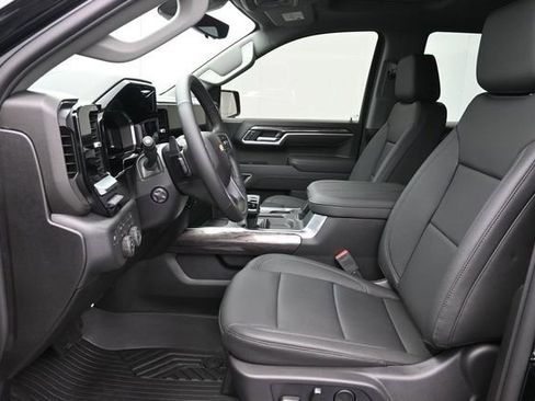 New 2026 Chevrolet Silverado 1500 LTZ w/ LTZ Premium Package AWD/4WD image 24