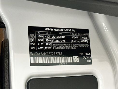 Certified 2025 Mercedes-Benz Sprinter 2500 image 30