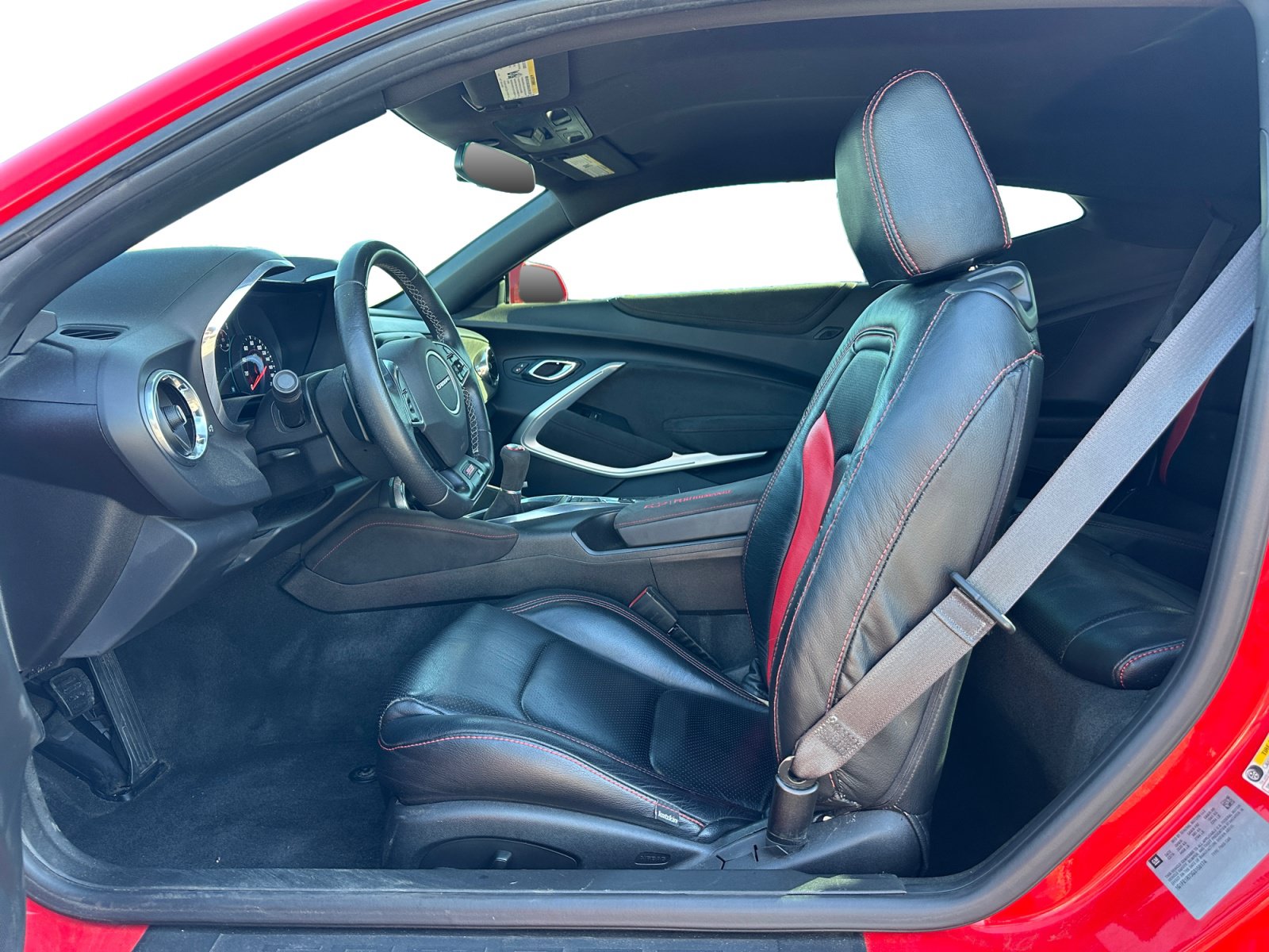 Used 2016 Chevrolet Camaro SS RWD image 9