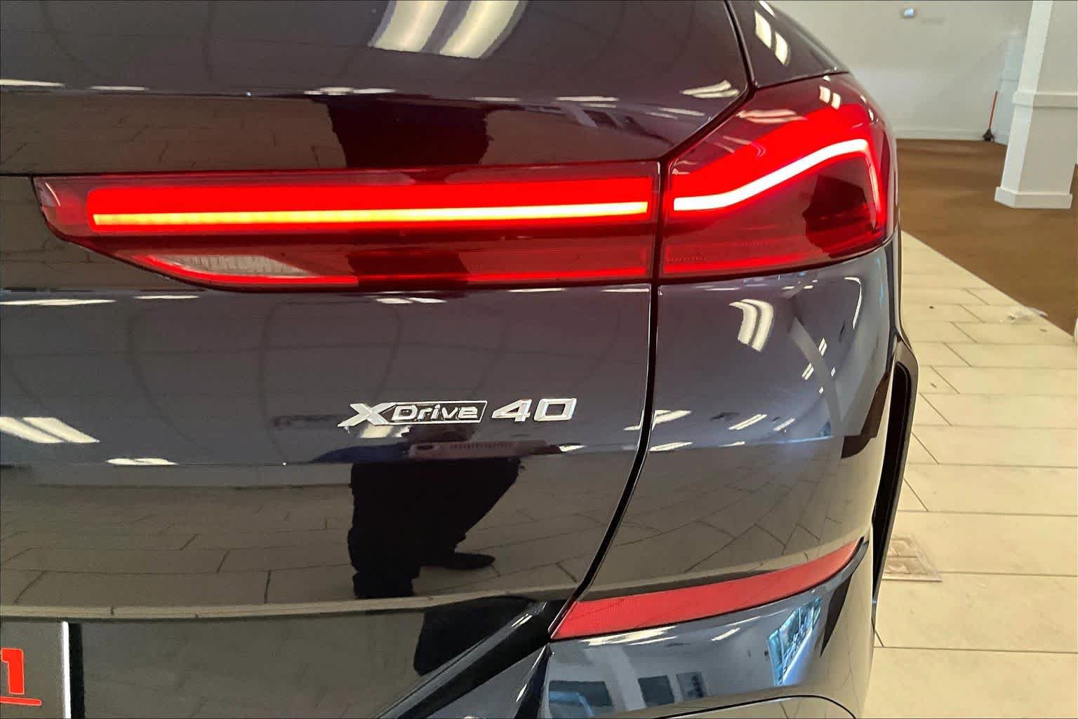 Used 2026 BMW X6 xDrive40i AWD/4WD image 9