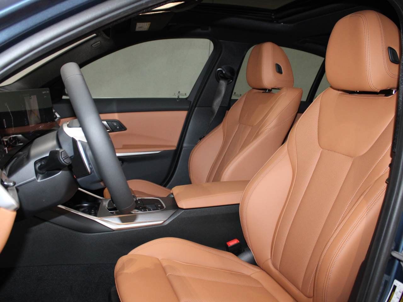 Certified 2026 BMW 330i Sedan RWD image 13