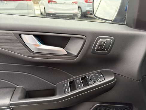 Used 2023 Ford Escape Platinum w/ Premium Technology Package image 14