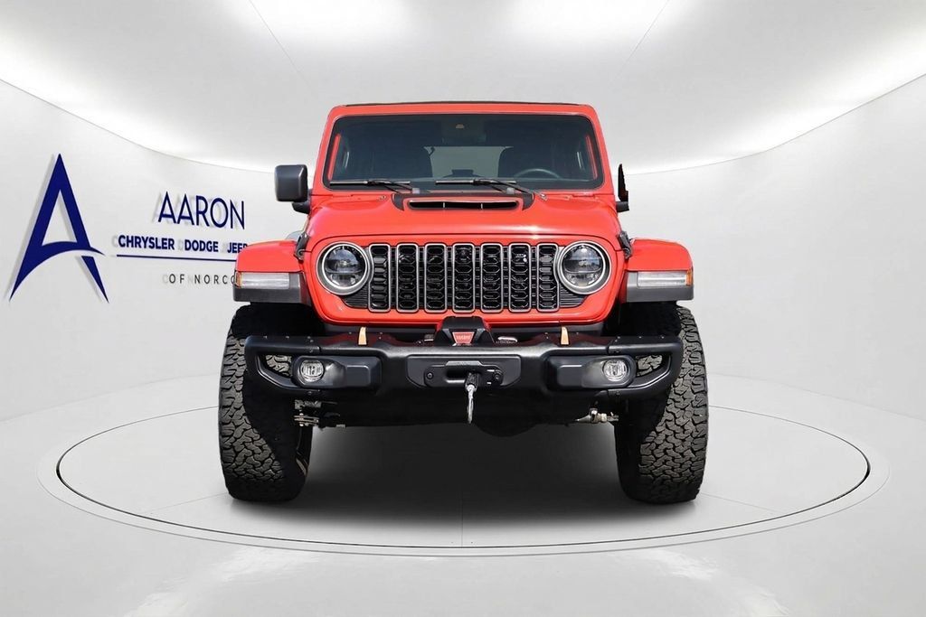 Used 2025 Jeep Wrangler Unlimited Rubicon 392 AWD/4WD image 2