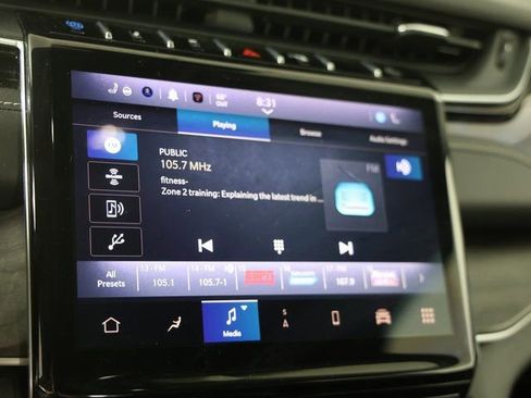 Used 2023 Jeep Grand Cherokee 4WD 4xe image 17