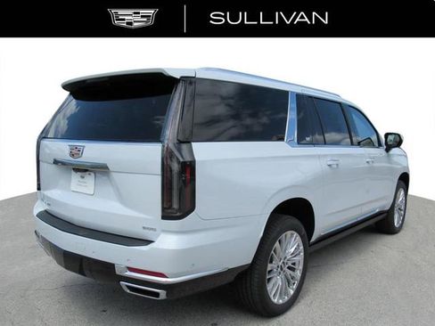 New 2026 Cadillac Escalade ESV Luxury image 6