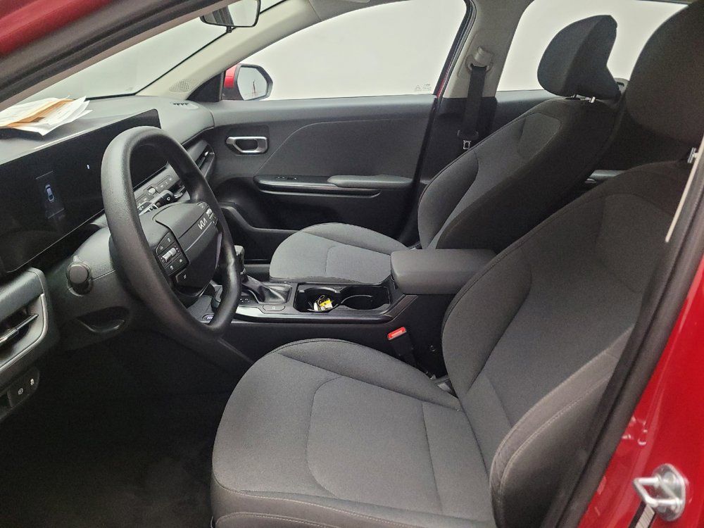 Used 2025 Kia K4 FWD image 17