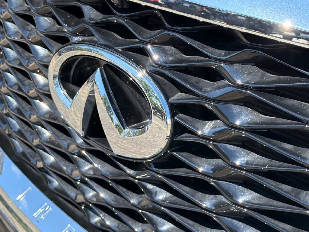 Used 2023 INFINITI QX60 Luxe w/ Cargo Package AWD/4WD image 15