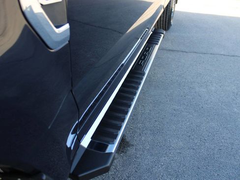 Used 2022 Ford F250 Lariat w/ Lariat Value Package image 10