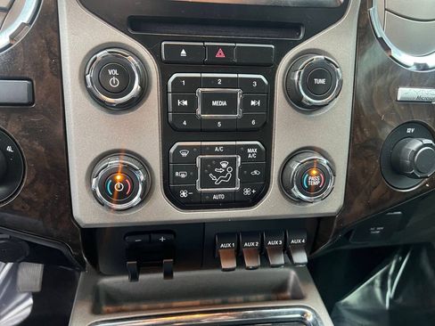 Used 2014 Ford F250 Platinum AWD/4WD image 32