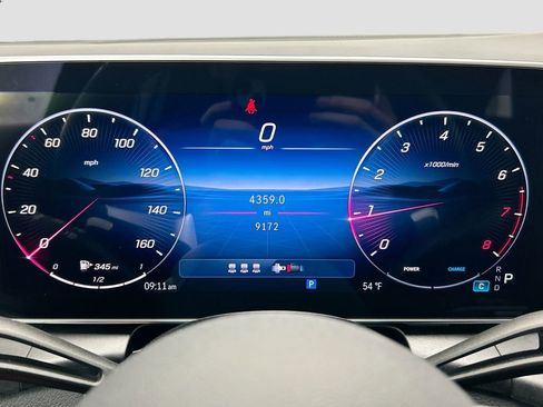 Certified 2025 Mercedes-Benz GLC 300 image 33