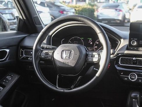 Used 2025 Honda Civic Sport image 19