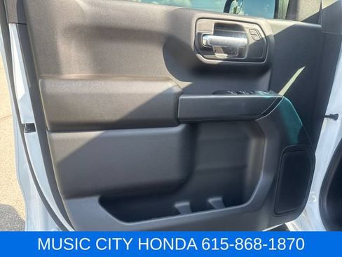 Used 2022 Chevrolet Silverado 1500 Custom Trail Boss w/ Safety Confidence Package AWD/4WD image 9