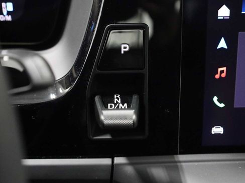 Used 2026 Porsche Panamera RWD image 29