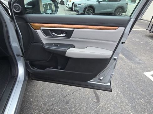 Used 2017 Honda CR-V Touring image 24