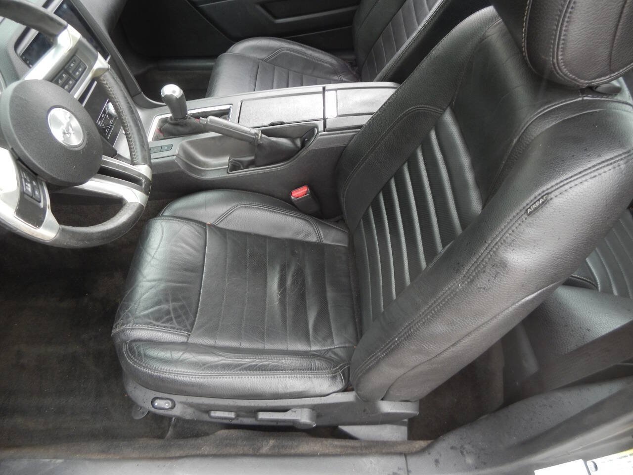 Used 2014 Ford Mustang Coupe w/ Equipment Group 102A RWD image 26
