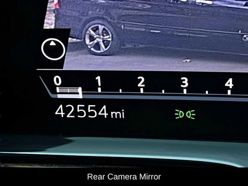 Used 2023 Cadillac Escalade ESV Premium Luxury image 15