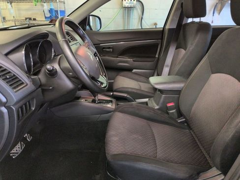 Used 2019 Mitsubishi Outlander Sport ES image 11