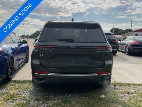 Used 2022 Jeep Grand Cherokee Summit AWD/4WD image 2