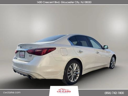 Used 2019 INFINITI Q50 Luxe w/ Essential Package (3.0T Luxe) image 4