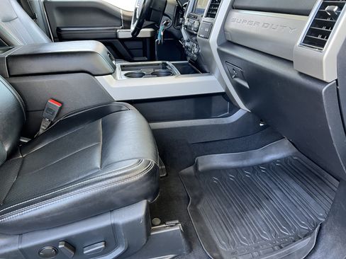 Used 2021 Ford F250 Lariat AWD/4WD image 22