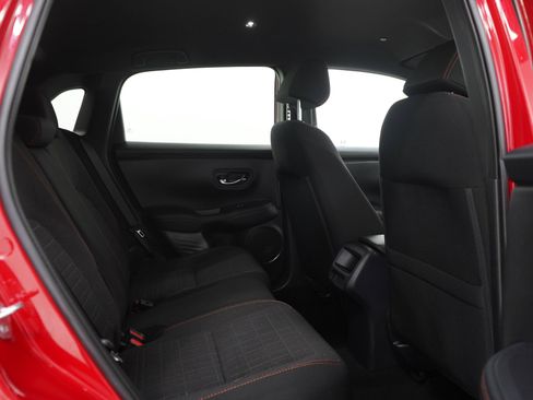 Used 2025 Honda HR-V Sport image 13