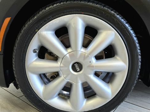 Used 2019 MINI Cooper S w/ Premium Package image 20