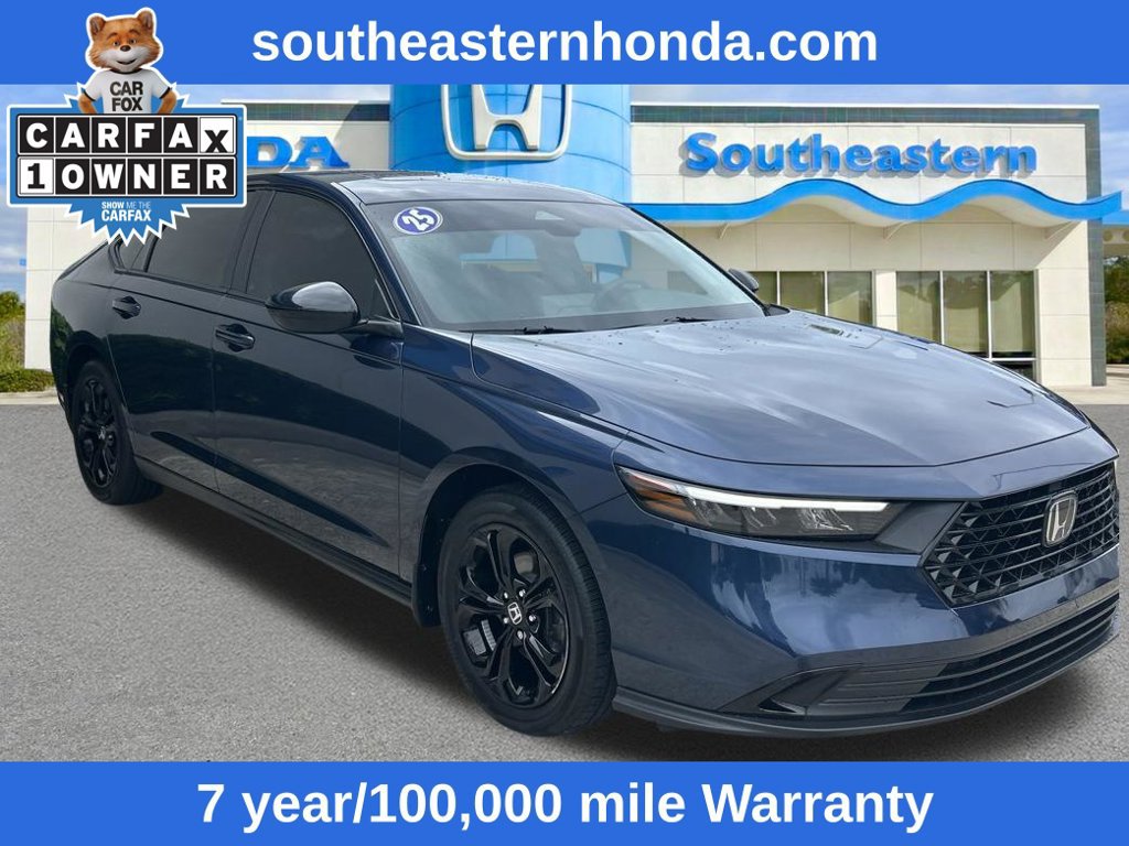 Certified 2025 Honda Accord SE image 3