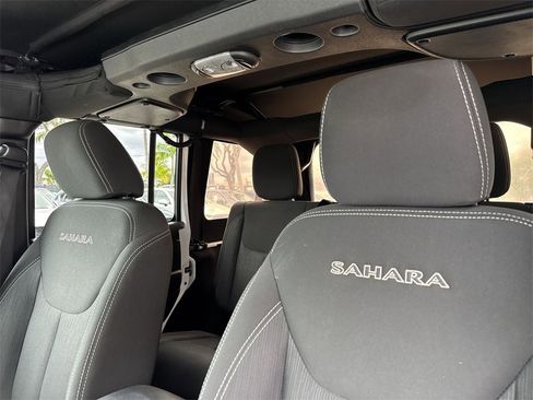 Used 2017 Jeep Wrangler Unlimited Sahara w/ Connectivity Group image 42