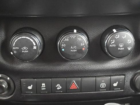 Used 2016 Jeep Wrangler Unlimited Sahara w/ Mopar Chrome Edition Group image 20