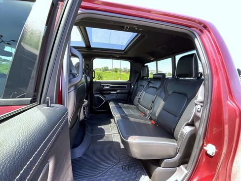 Used 2025 RAM 1500 Laramie w/ Sport Appearance Package AWD/4WD image 19