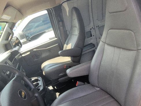 Used 2020 Chevrolet Express 2500 w/ Driver Convenience Package RWD image 9