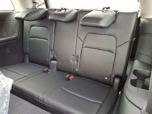 New 2026 Nissan Pathfinder SL image 30