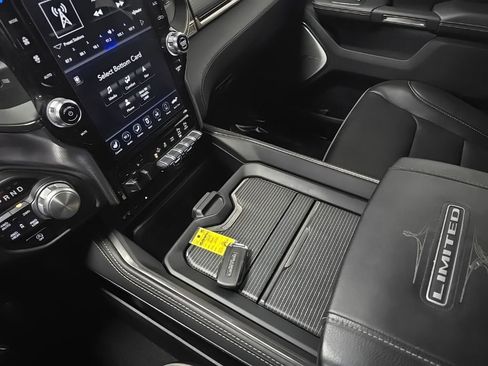 Used 2019 RAM 1500 Limited AWD/4WD image 28