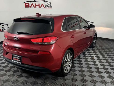Used 2019 Hyundai Elantra GT FWD image 7