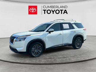 Used 2023 Nissan Pathfinder SL w/ SL Premium Package AWD/4WD video 1