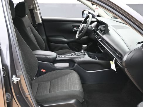Used 2023 Honda HR-V LX image 34
