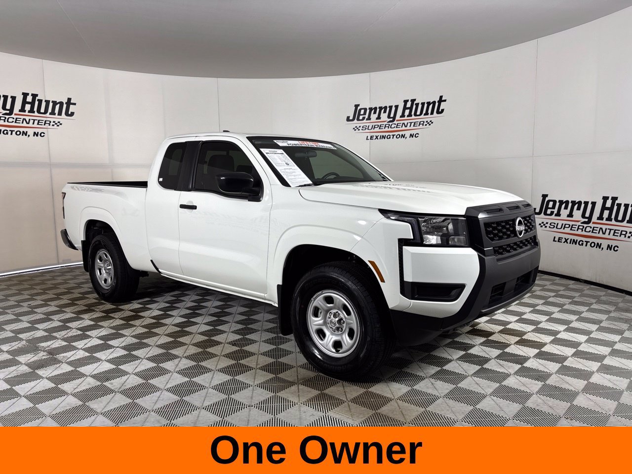 Used 2025 Nissan Frontier S w/ S Utility Package AWD/4WD image 4
