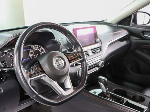 Used 2021 Nissan Altima 2.5 SR image 22