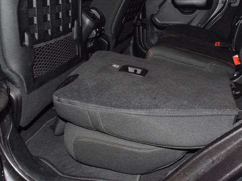 Used 2021 Jeep Wrangler Unlimited Rubicon w/ Uconnect 4C Nav & Sound Group AWD/4WD image 19