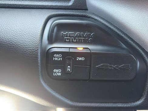 Used 2022 RAM 2500 Big Horn w/ Level A Equipment Group AWD/4WD image 24