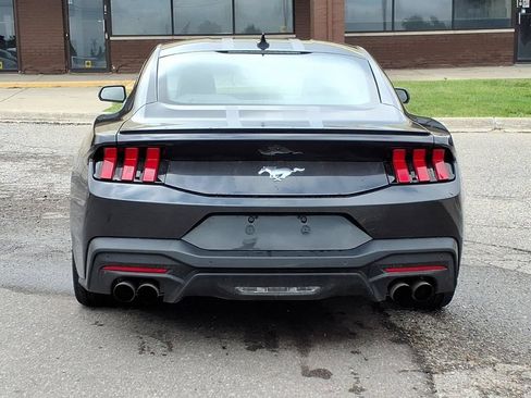 Used 2024 Ford Mustang Premium RWD image 4