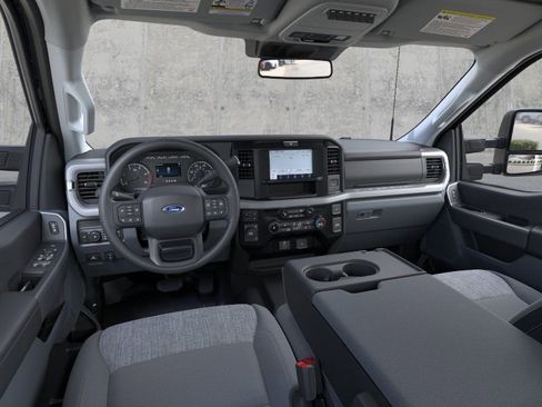 New 2026 Ford F550 4x4 Crew Cab image 9