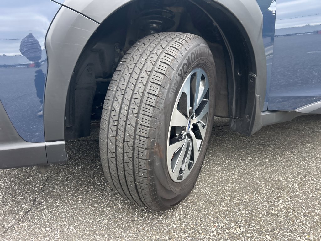 Certified 2024 Subaru Outback Premium AWD/4WD image 24