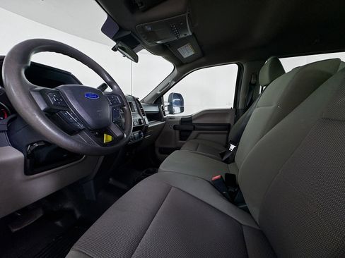 Used 2022 Ford F350 XL w/ Power Equipment Group image 19