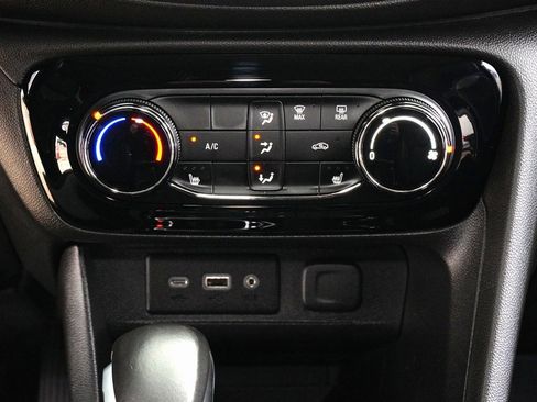 Used 2020 Buick Encore GX Preferred w/ Sport Touring Package image 14