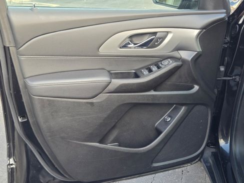 Used 2022 Chevrolet Traverse LT w/ LPO, Floor Liner Package image 20