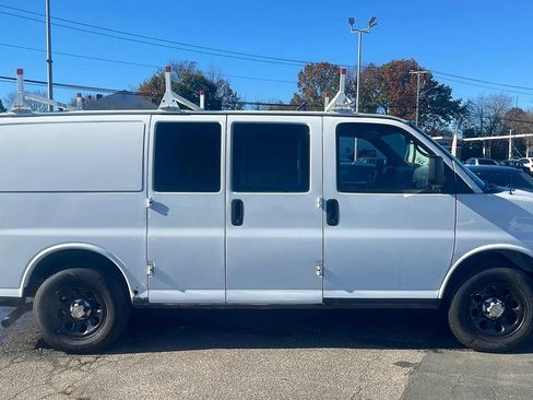 Used 2013 Chevrolet Express 1500 AWD image 6