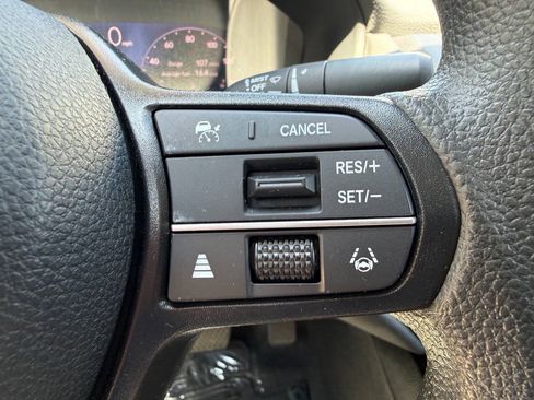Used 2023 Honda Accord EX image 36