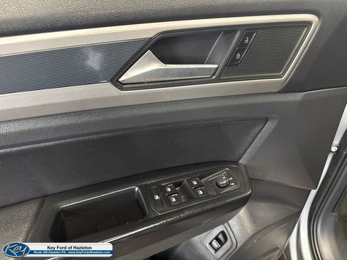 Used 2021 Volkswagen Atlas SE w/ Panoramic Sunroof Package AWD/4WD image 16